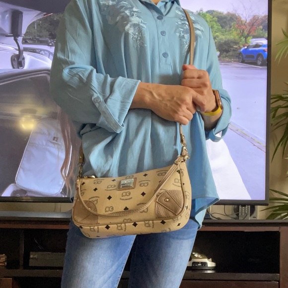 Paolo gomes sling bag price hotsell